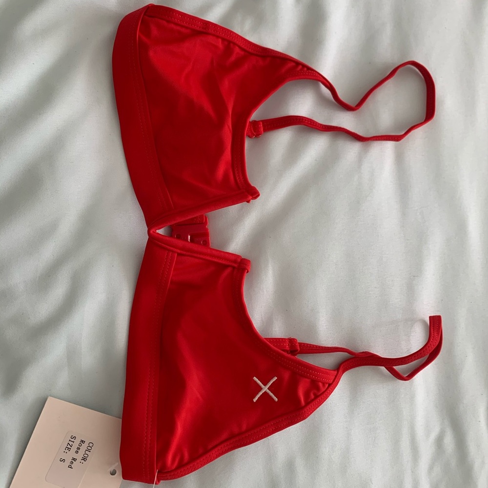 Rose Red V-Cut Top
